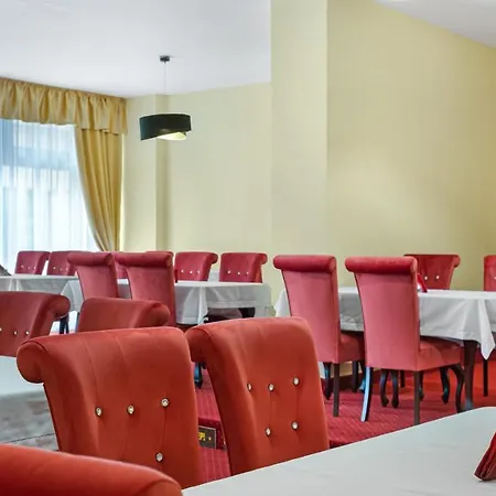Aphrodite Lägenhetshotell 4*